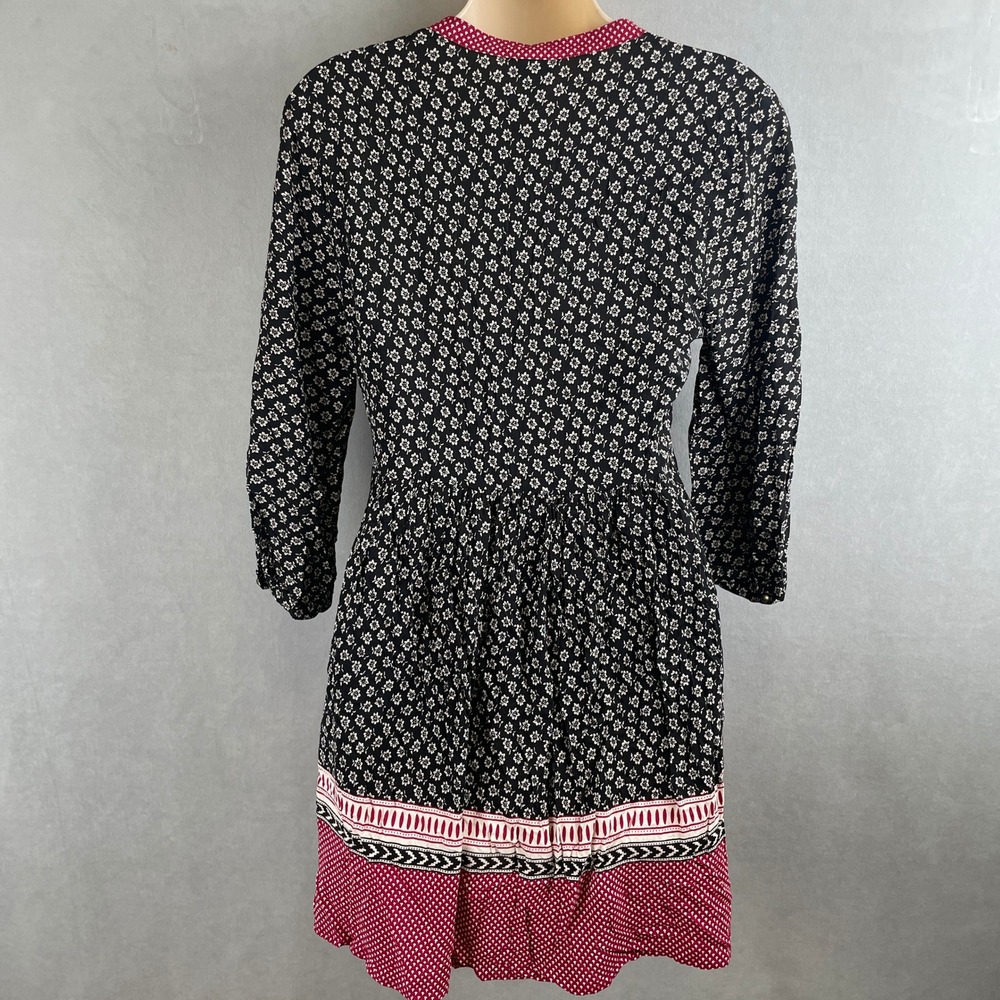 Forever 21 Boho Gypsy Floral Mixed Print V-Neck Mini Dress Black Red Folk S NWT - Picture 3 of 8